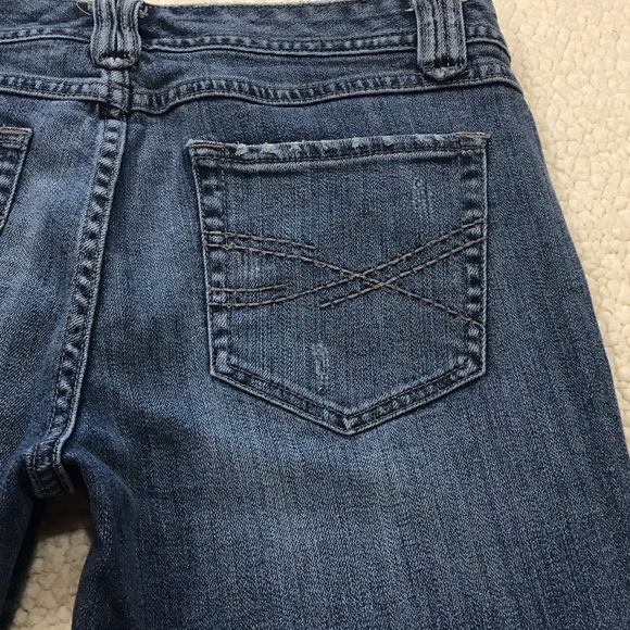 Aeropostale Stretch Denim Blue Jean Capri Pants
Size 9 / 10 Medium 
2 Front & - Picture 11 of 16